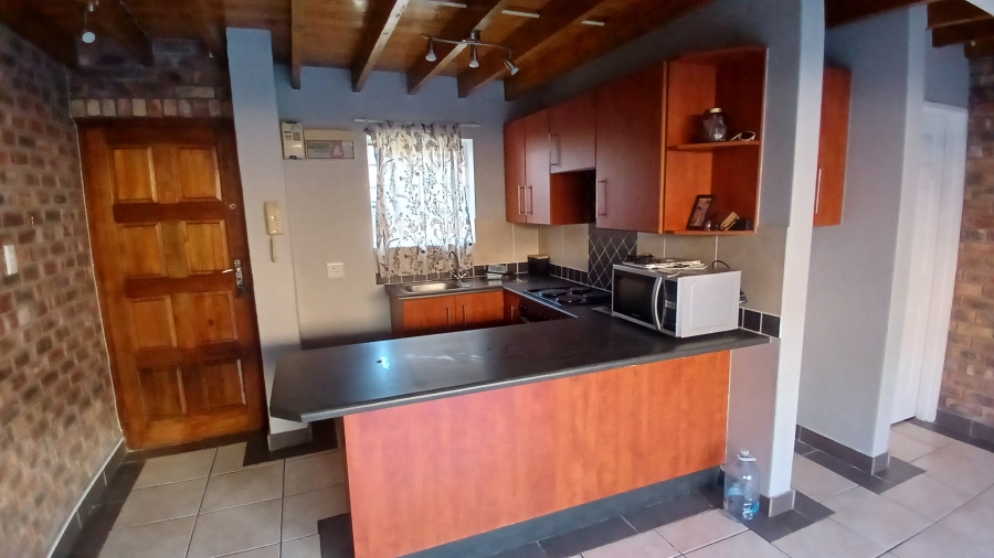 To Let 1 Bedroom Property for Rent in Walmer Eastern Cape